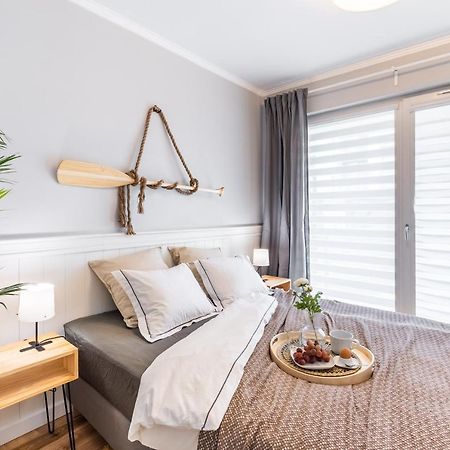 Komfortowy Apartament Z Parkingiem Wroclaw Bagian luar foto