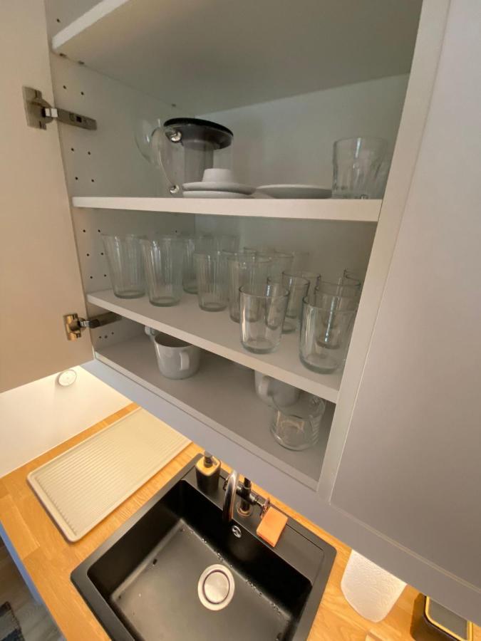Komfortowy Apartament Z Parkingiem Wroclaw Bagian luar foto