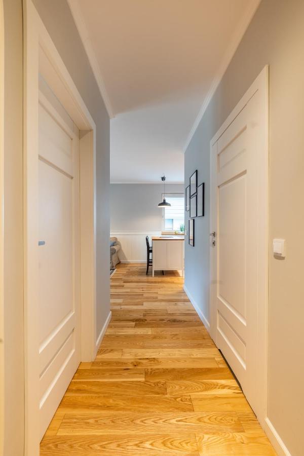 Komfortowy Apartament Z Parkingiem Wroclaw Bagian luar foto